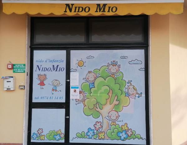 ingresso dell'asilo nido "Nido Mio" incorporato da Sarah Cooperativa sociale